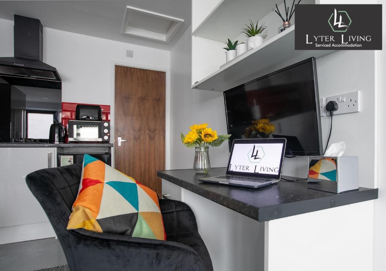 Studio Apartments By Lyter Living Desks & Wifi - Monthly Stays Available Leicester Extérieur photo